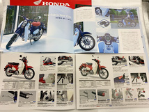 非売品ポスターとカタログ3部（アクセサリーカタログ付き）スーパーカブ125　C125_画像2