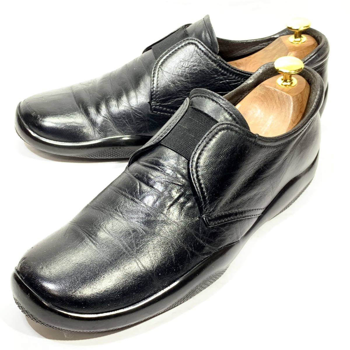 ヤフオク! -「prada レザーシューズ」の落札相場・落札価格