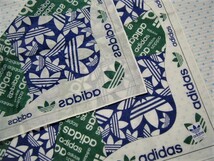 アディダス　adidas/DESCENTE　バンダナ・スカーフ　緑×青系　大きさ 59㌢×59㌢　綿100％/木綿　1970～80年代デサント製品_画像2