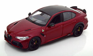 ブラーゴ 1/18 アルファロメオ ジュリア GTA 2020 レッド Bburago ALFA ROMEO GIULIA 11048R