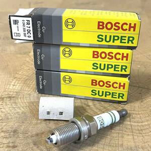 ヨ: 新品保管品 BOSCH/ボッシュ スパークプラグ 2本セット BOSCH SUPER F7DC0 品番:0242235597