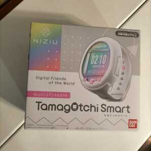 たまごっち Tamagotchi Smart NiziUスペシャルセットブランド 新品未使用品の画像1