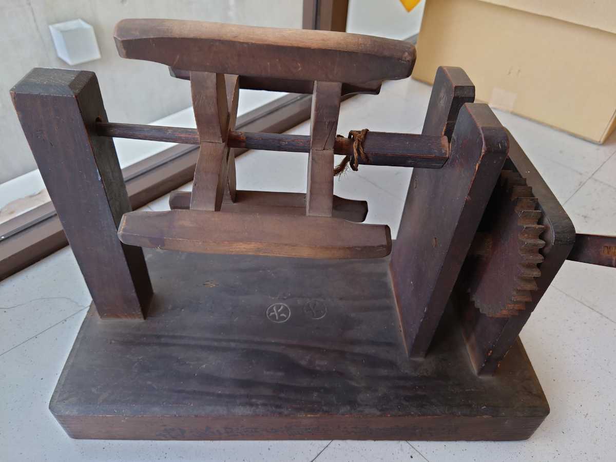 古道具 アンティーク◾️木製 無垢材 昔の古い糸巻き B - www