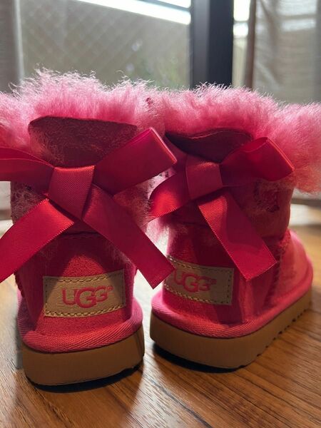 UGG キッズ 13.5 ムートンブーツ　 ベイリー