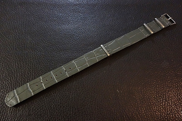 ◆Leather NATO G10Strap◆高品質国産本牛革クロコ型押しカーフ VINTAGE GRAY 18mm カスタムオーダー(BUCKLE COLOR) 受注生産 腕時計ベルト