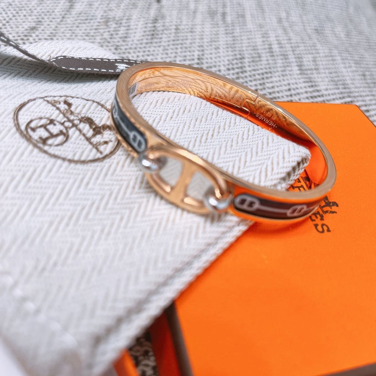 HERMES 人気ブレスレット アズ ドゥ クール 黒 ゴールド金具 正規新品 ...