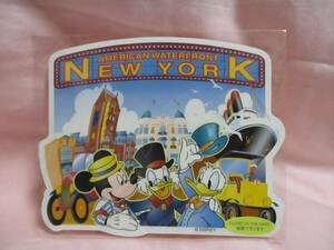 ● TDS 東京ディズニーシー NEW YORK ステッカー 新品 即決 暗闇で光る！ シール ●