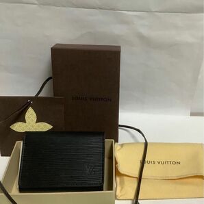 LOUIS VUITTON エピ　アンヴェロップ.カルト. ドゥヴィジット　カードケース　エピタイプ（M56582）