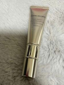 New Cosme de Corte даже Perfect Liquidid Foundation 201