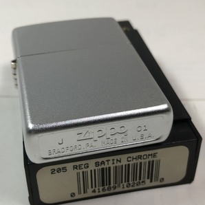 2001 Zippo サテンクローム・プレーン（無地）#205旧プラケース箱/新品の画像1