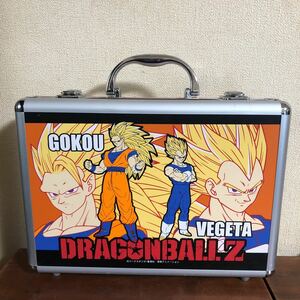 冒険価格！希少　ドラゴンボールZ アタッシュケース　トランクBOX ケース　持ち運び　孫悟空 ベジータ