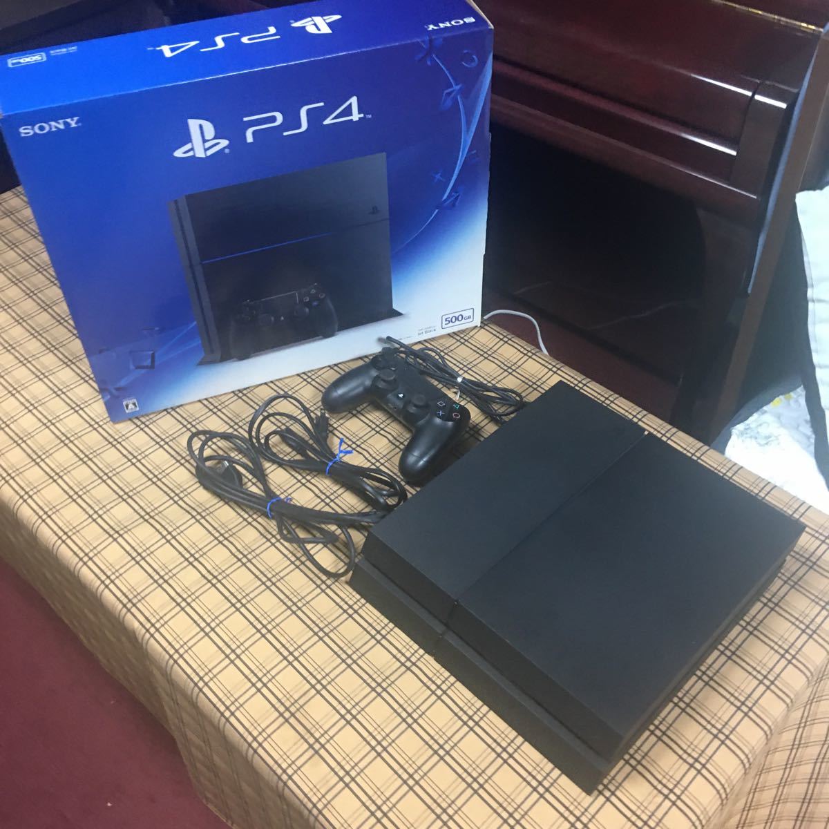 ヤフオク! - PS4本体(プレイステーション4|テレビゲーム) の中古品