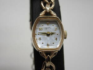 agete(アガット）ゴールド　腕時計　中古品　ネ2ー15A　