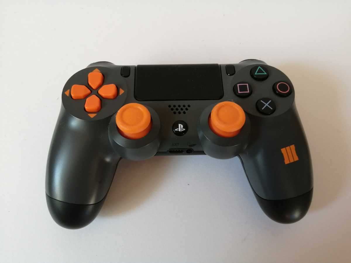 ヤフオク! -「ps4 コントローラー 限定」の落札相場・落札価格