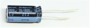 電解コンデンサ 10v 1800μF 105°C 1個（10v 1800uf）