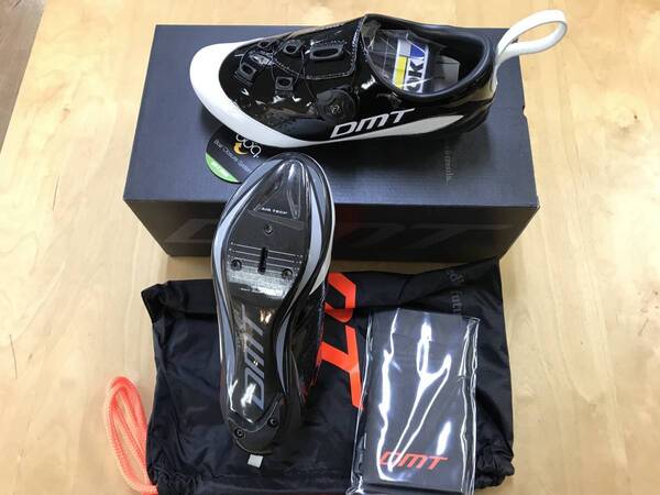 サイズ37 SCARPE DMT T1 BLACK/WHITE