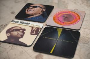 《スティーヴィー・ワンダー -Stevie Wonder》オリジナル・アルバム ジャケット デザイン コルク製 コースター 4個セット-41-44(11)