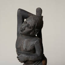 木彫の男性像 アフリカ民芸 木彫り 木製彫刻 飾り オブジェ 置物 民藝 _画像8