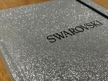 送料無料 SWAROVSKI スワロフスキー 手帳 ノート 銀色 金色 　１４９mm×２１０mm×15mm　キラキラ　罫線なし_画像2