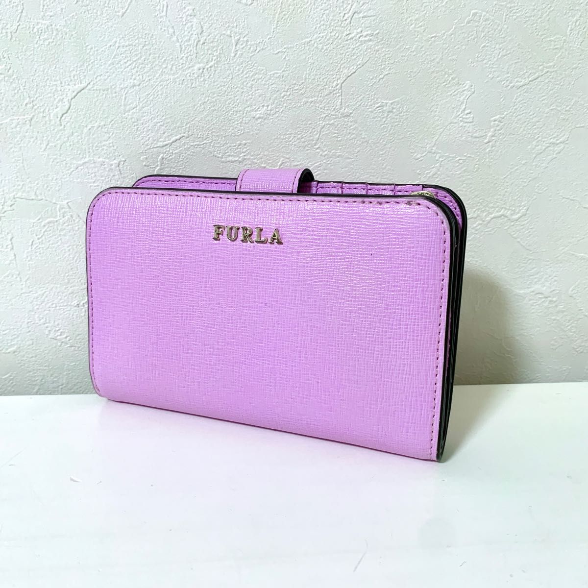 FURLA フルラ 二つ折り財布 ピンクパープル サイフ 可愛 美品 ファスナー-