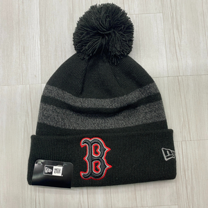 USA正規品 NEWERA ニューエラ MLB ニット帽 ボストン レッドソックス Redsox 黒 グレー ポンポン付 ニットキャップ ビーニー メジャー