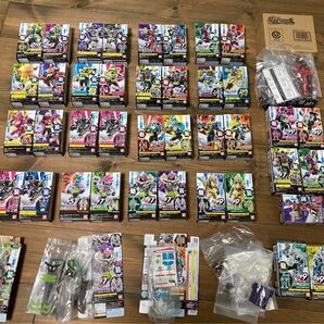 エグゼイド 装動 セット (ムテキ、グレングラファイト 、初期エグゼイド など)