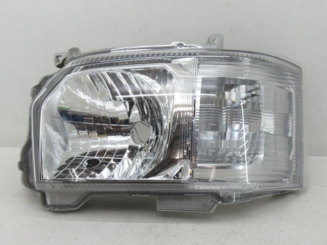 ヤフオク! -ハイエース 200 純正 左(ヘッドライト)の中古品・新品・未 ...
