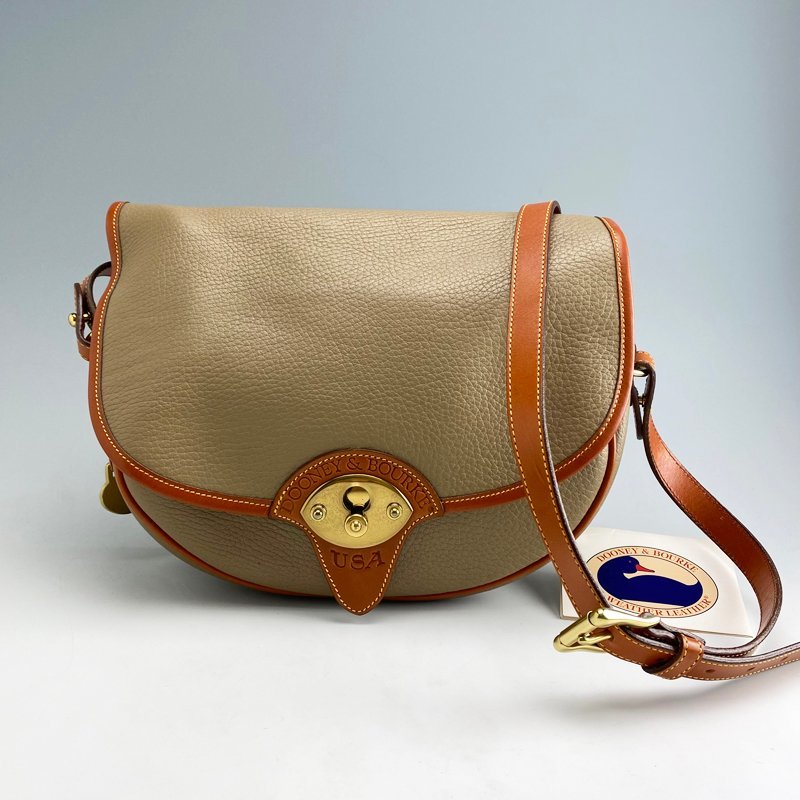 ヤフオク! -「dooney バッグ」の落札相場・落札価格