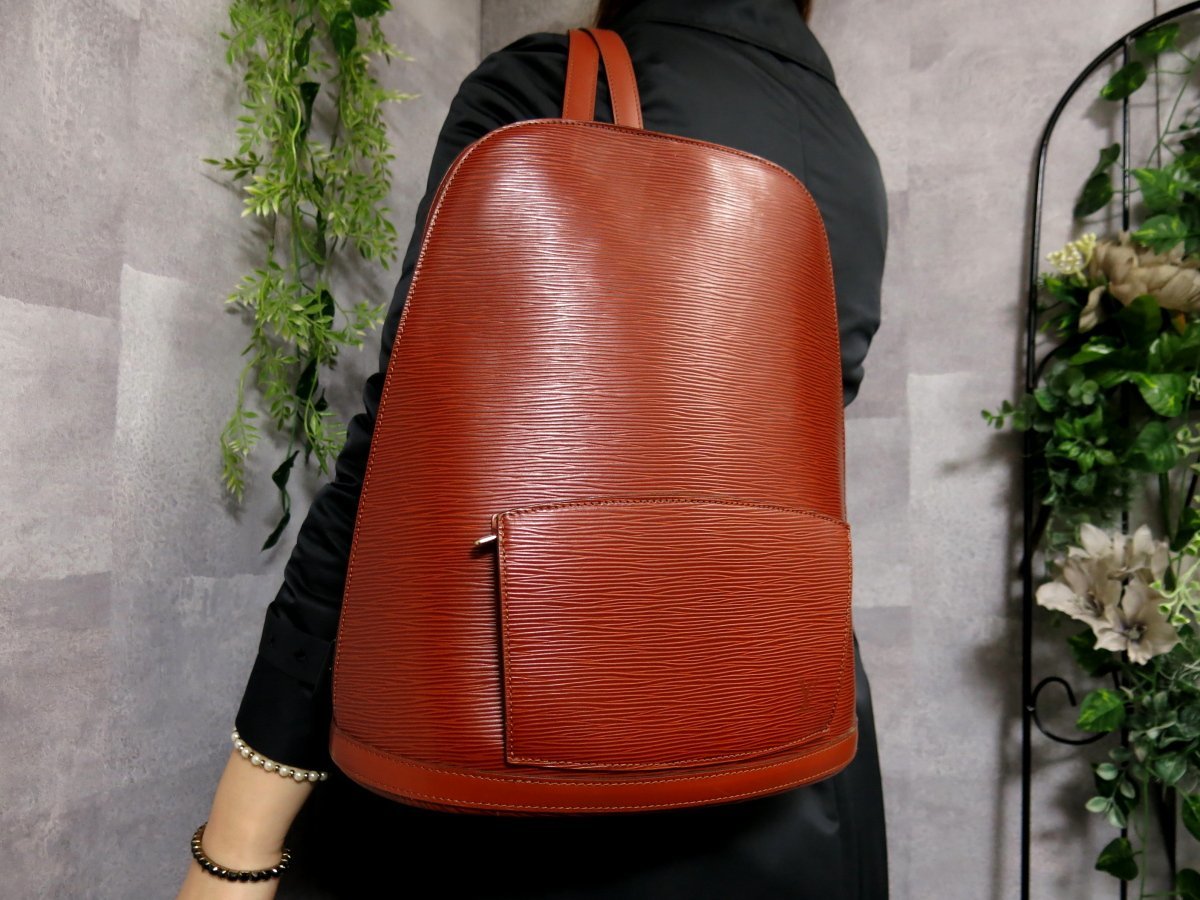 ヤフオク! -「ルイヴィトン エピ リュック」の落札相場・落札価格