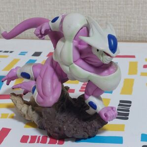 ドラゴンボールZ 組立式 アクションポーズフィギュア クウラ【最終形態】