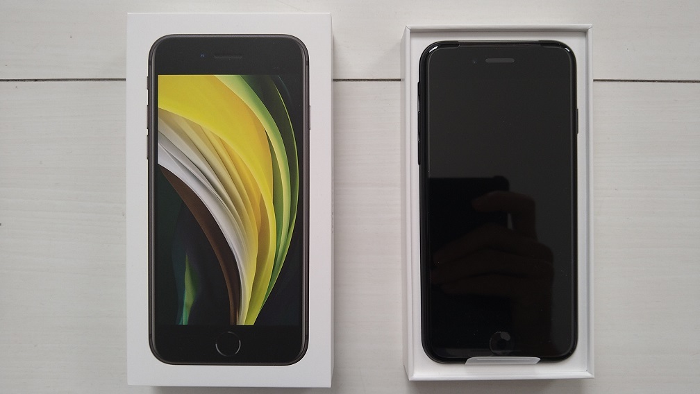 ヤフオク! -「iphone se(第2世代) 64gb」(Apple)の中古品・新品・古着一覧