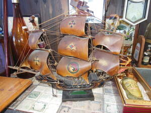 現状ーレトロな昔の帆船ー高さ４９‐長さ５７－おく１０ｃｍ