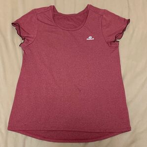 キスマークTシャツ