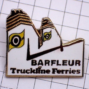  pin badge * Ferrie passenger boat * France limitation pin z* rare . Vintage thing pin bachi