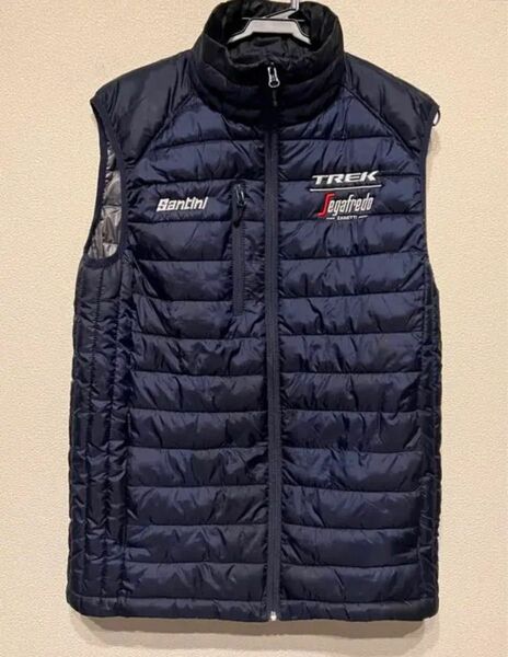 選手支給品　TREK Segafredo ダウン　ベスト　