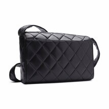 1円美品☆シャネル☆ラムスキン　マトラッセ　25cm　マグネットロック　ワンショルダー　黒　Ｇ金具【CHANEL】_画像2