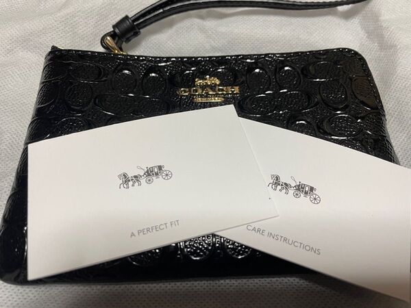 COACH エナメル リストレット ポーチ 黒 新品未使用