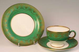 　 ウェジウッド　 Old・Cup&Saucer &Plate 　 = Green/Gold Deco (1級品) W1450 