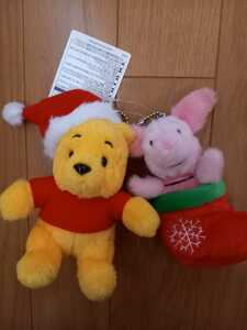  tag attaching Pooh Piglet soft toy badge ... Christmas 