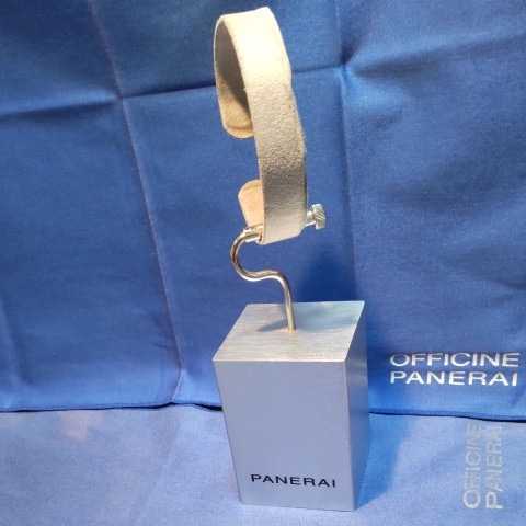 OFFICINE PANERAI オフィチーネ パネライ 時計 台座 陳列 什器 店舗 ディスプレー 飾り 重み 高級感 あり 縦 横 50 MM (大) 高さ 70 MM
