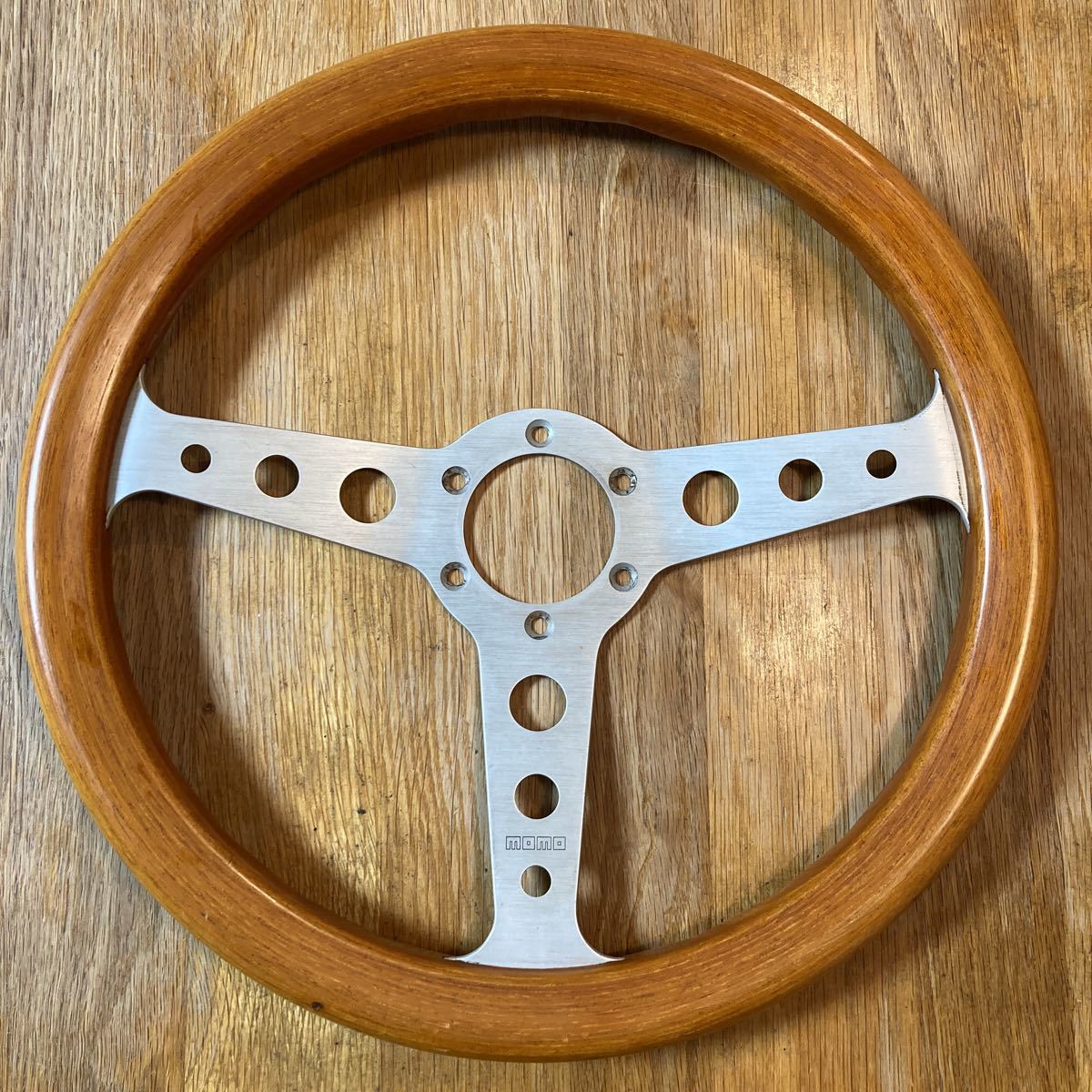 momo INDY 1984年製 美品 ウッドステアリング fkip.unmul.ac.id