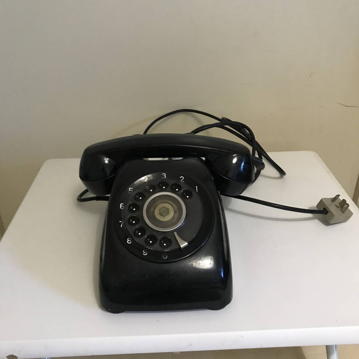 ヤフオク! -レトロ電話機の中古品・新品・未使用品一覧