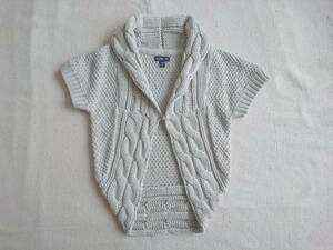 ◎未使用品　baby gap　★えりのデザインのかわいいケーブル編みニットカーディガン　ベージュ　100サイズ