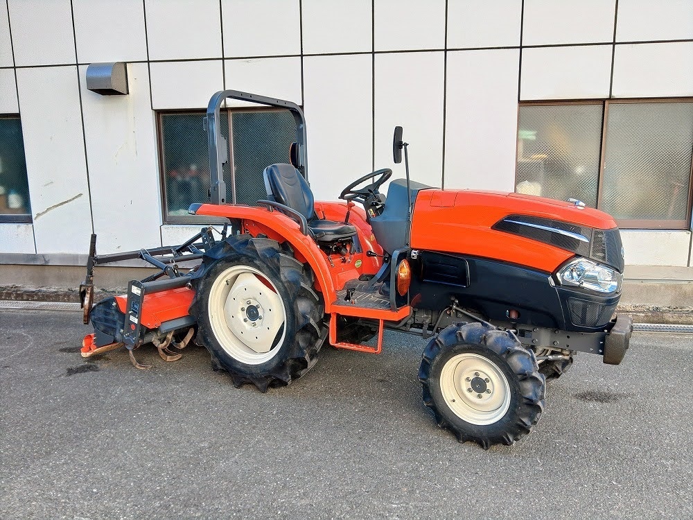 ヤフオク! -「クボタ トラクター 中古」(車体) (トラクター)の落札相場 ...