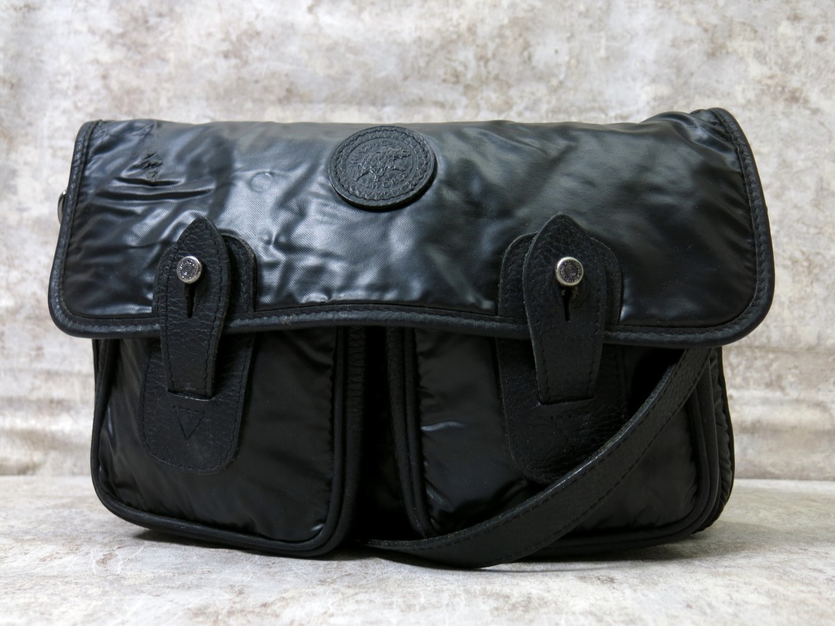 ヤフオク! - かばん、バッグ(ハンティングワールド ブランド別)の中古 ...