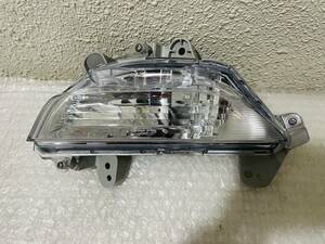 アクセラ BM5FP BM5AP フロント 左ウィンカー ターンランプ STANLEY W1145 ③