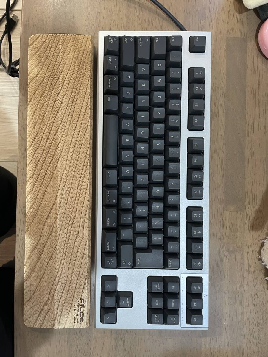 在庫処分セール 東プレ RGB REALFORCE 日本語配列 R2TLA-JP4G-BK 新品