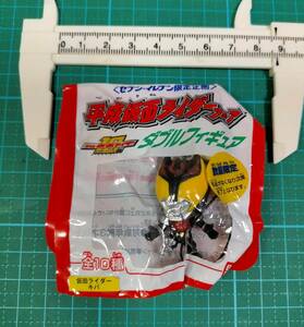  seven eleven limitation Heisei era Kamen Rider fea double figure strap Kiva .7-11 KAMEN MASKED RIDER KIVA strap Figure