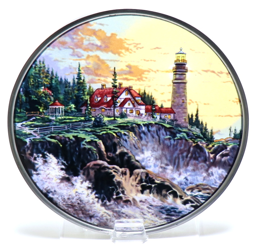 Thomas Kinkade Vintage Vidrieras Tormenta Liquidación Vidrio Maestros Faro Paisaje Disney Tiffany Studios América, Artesanía, vaso, vidrio artesanal