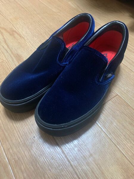 VANS スリッポン　ベロア調　ネイビー　レディース　22.5cm